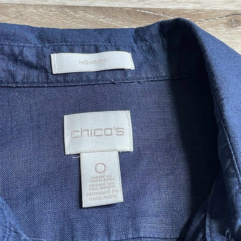 Chicos Linen Button Down Shirt No Iron Blouse Top Navy Blue 0 Roll Tab Sleeve - Picture 4 of 7